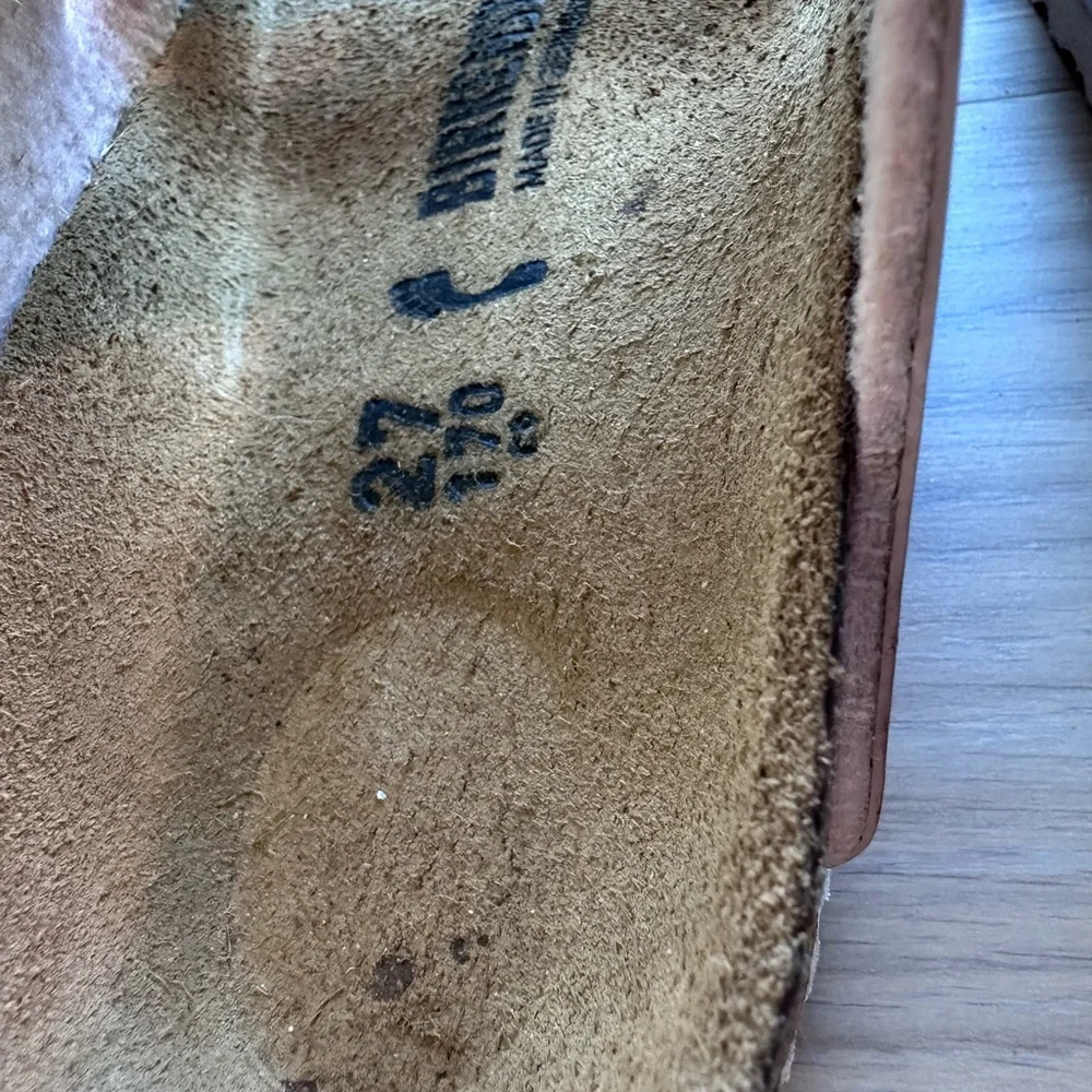 Birkenstock contoured few sandals